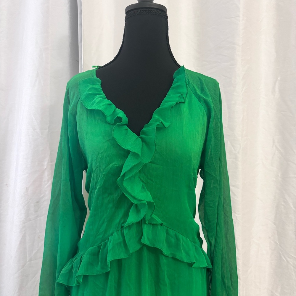 Women’s Elegant Green Ruffle Dress